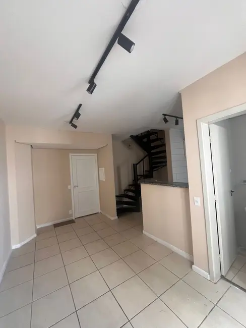Foto 6 de Apartamento com 2 quartos para alugar, 60m2 em Barueri - SP