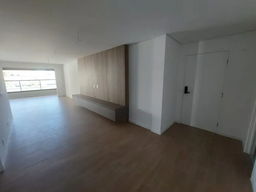 Foto 9 de Apartamento com 2 quartos para alugar, 123m2 em Barueri - SP