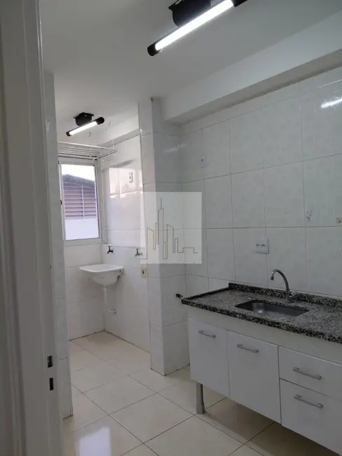 Foto 8 de Apartamento com 2 quartos à venda e para alugar, 52m2 em Vila Caldas, Carapicuiba - SP