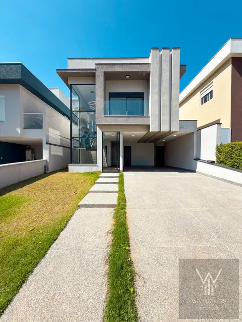 Foto 3 de Casa com 4 quartos à venda, 260m2 em Suru, Santana De Parnaiba - SP