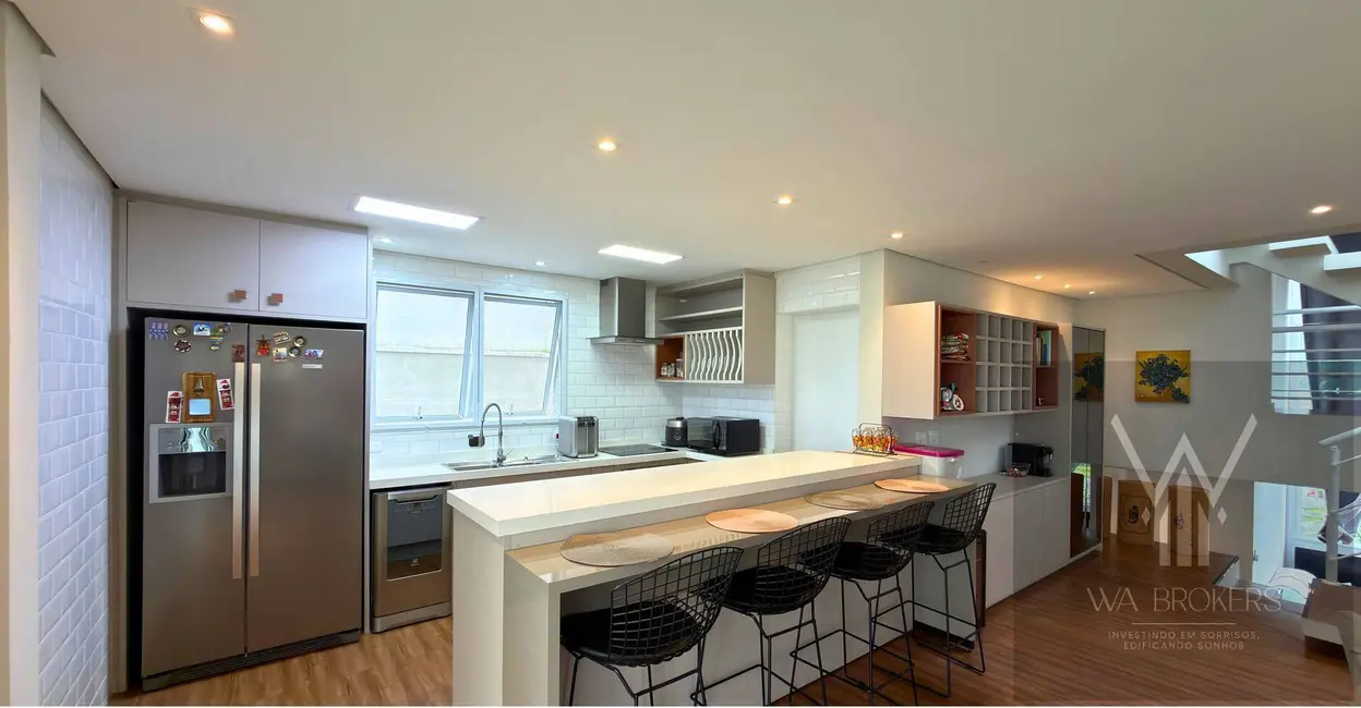 Foto 9 de Casa com 3 quartos à venda, 250m2 em Suru, Santana De Parnaiba - SP