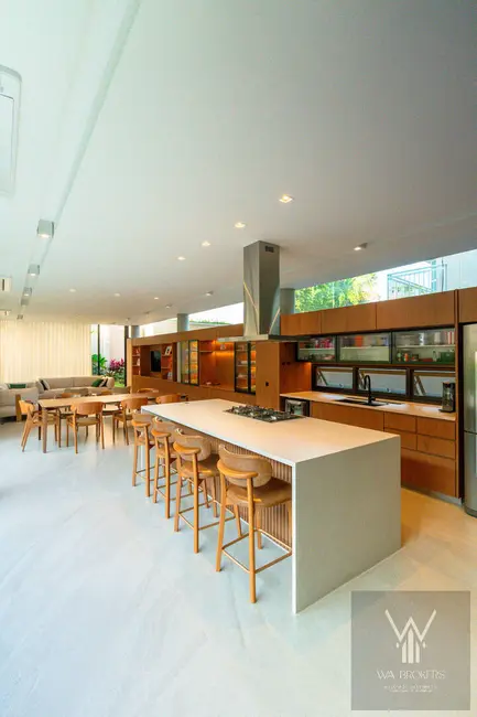 Casa com 4 quartos à venda, 420m2 em Tamboré, Santana De Parnaiba - SP - imagem 3 Foto 3 de Casa com 4 quartos à venda, 420m2 em Tamboré, Santana De Parnaiba - SP