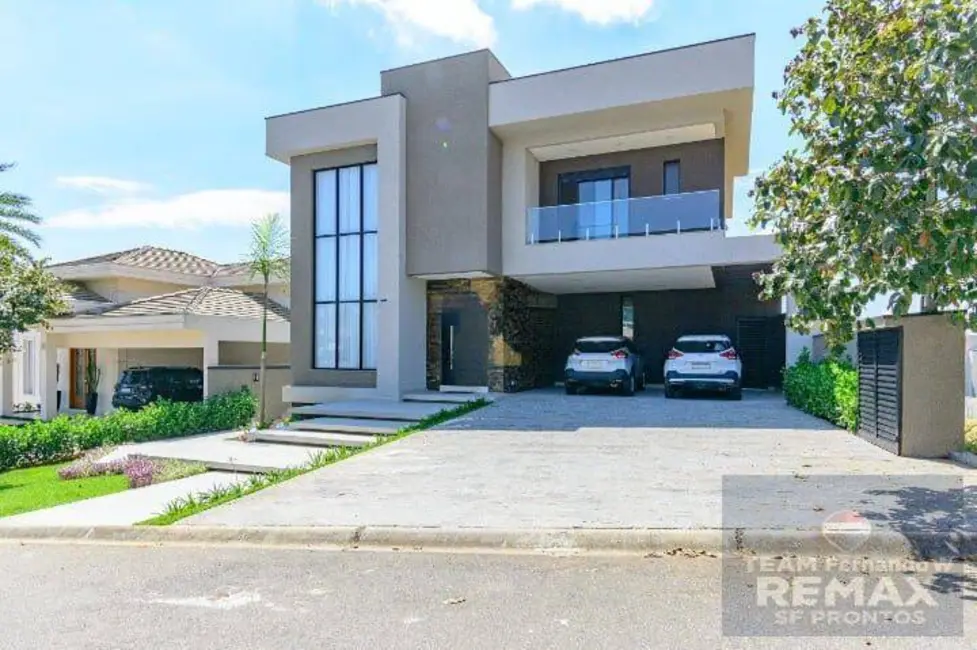 Casa com 4 quartos à venda, 580m2 em Jandira - SP - imagem 4 Foto 4 de Casa com 4 quartos à venda, 580m2 em Jandira - SP