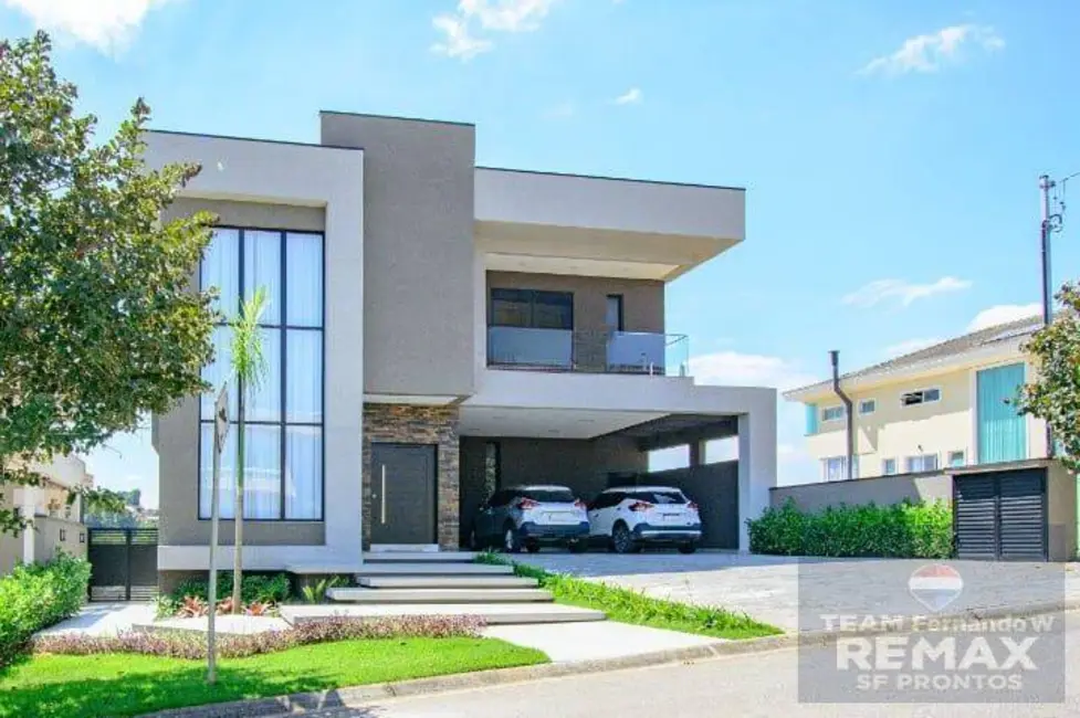 Casa com 4 quartos à venda, 580m2 em Jandira - SP - imagem 3 Foto 3 de Casa com 4 quartos à venda, 580m2 em Jandira - SP