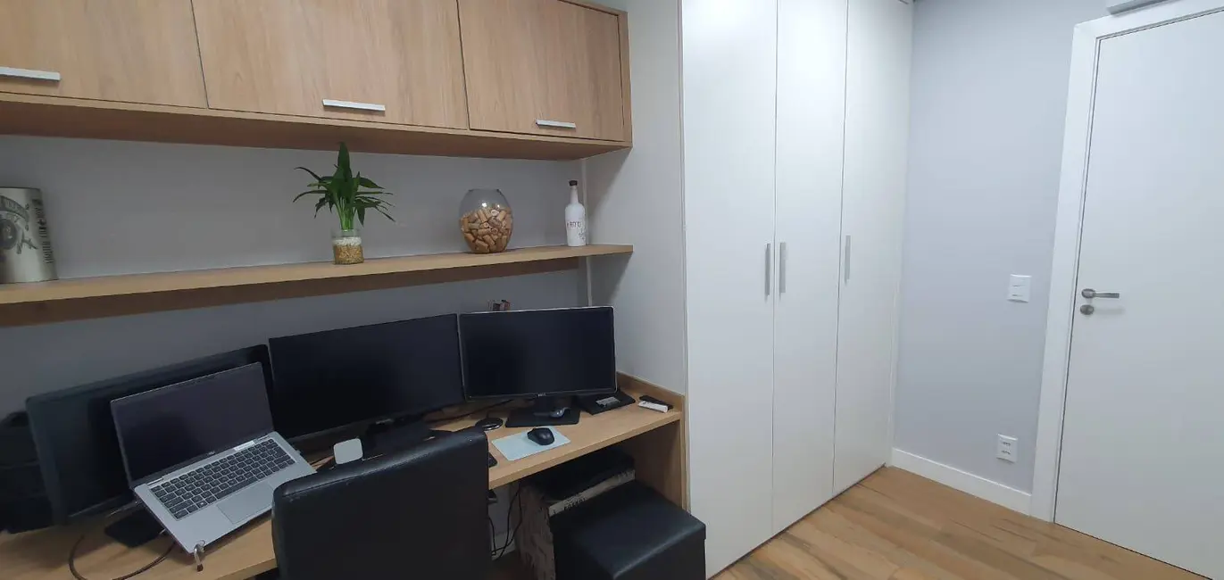 Apartamento com 3 quartos à venda, 107m2 em Santana De Parnaiba - SP - imagem 8 Foto 8 de Apartamento com 3 quartos à venda, 107m2 em Santana De Parnaiba - SP