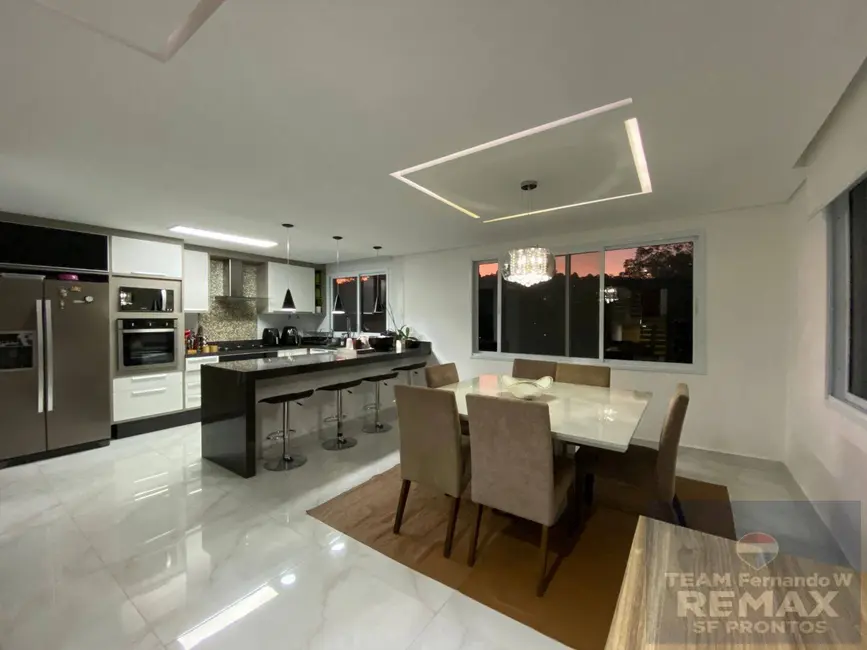 Foto 8 de Casa com 4 quartos à venda, 360m2 em Santana De Parnaiba - SP