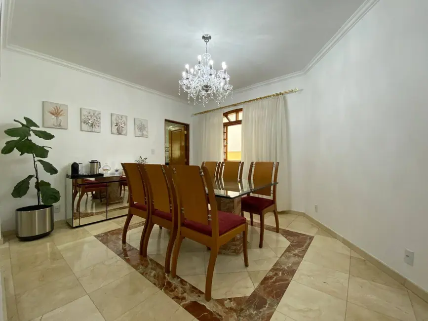 Foto 9 de Casa com 3 quartos à venda, 300m2 em Santana De Parnaiba - SP