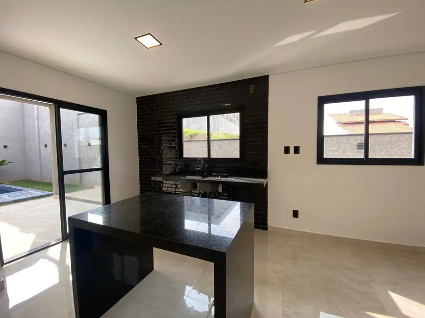 Foto 8 de Casa com 3 quartos à venda, 126m2 em Chácara Jaguari (Fazendinha), Santana De Parnaiba - SP