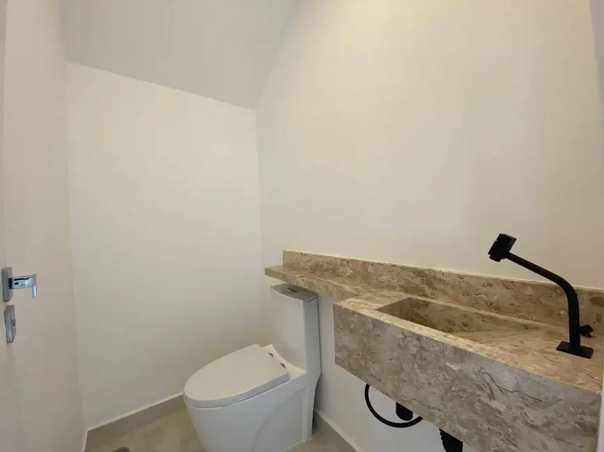 Foto 6 de Casa com 3 quartos à venda, 126m2 em Chácara Jaguari (Fazendinha), Santana De Parnaiba - SP