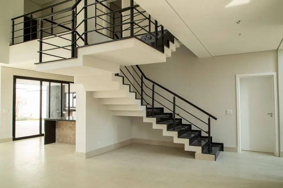 Casa com 5 quartos à venda, 525m2 em Santana De Parnaiba - SP - imagem 5 Foto 5 de Casa com 5 quartos à venda, 525m2 em Santana De Parnaiba - SP