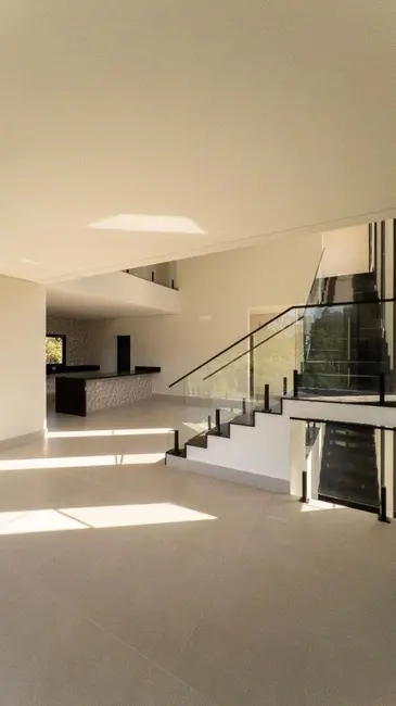 Casa com 5 quartos à venda, 510m2 em Colinas da Anhangüera, Santana De Parnaiba - SP - imagem 7 Foto 7 de Casa com 5 quartos à venda, 510m2 em Colinas da Anhangüera, Santana De Parnaiba - SP
