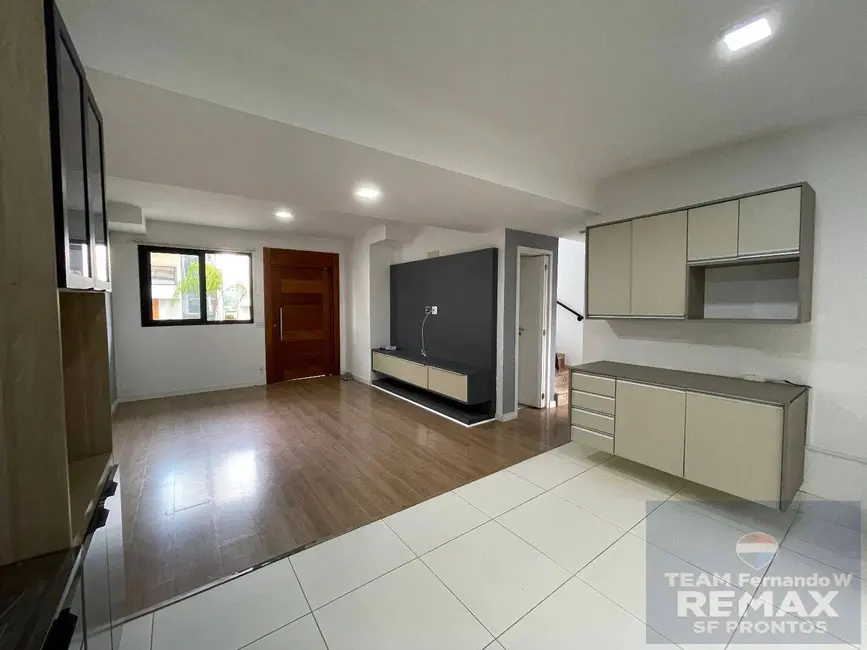 Foto 2 de Casa com 3 quartos à venda, 150m2 em Parque Rincão, Cotia - SP