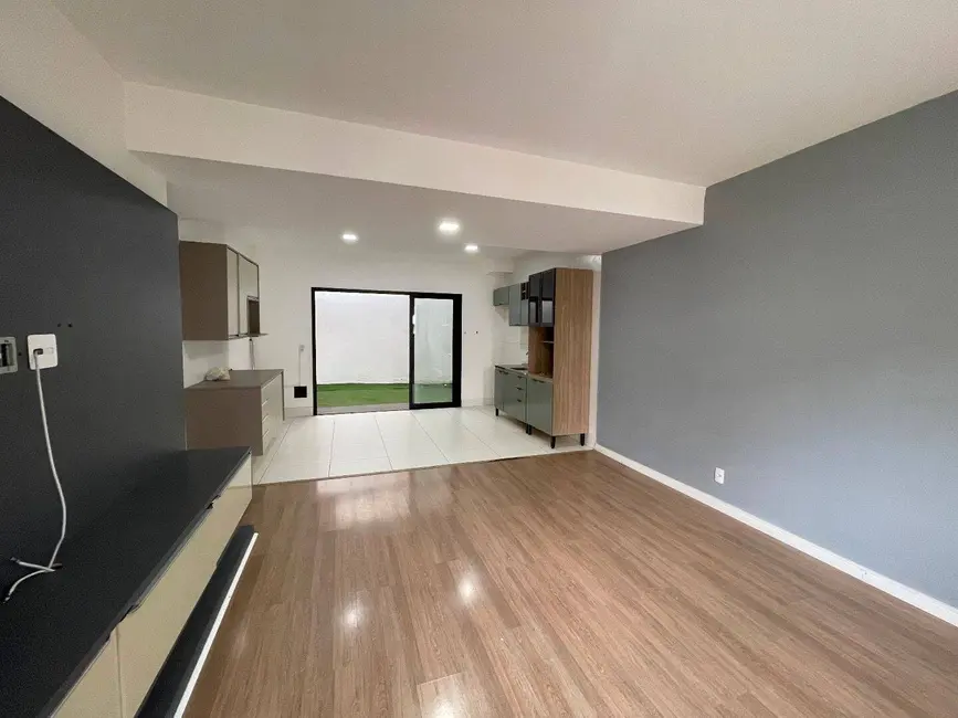 Foto 4 de Casa com 3 quartos à venda, 150m2 em Parque Rincão, Cotia - SP