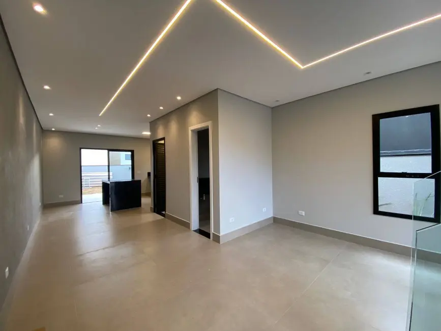 Foto 4 de Casa com 3 quartos à venda, 134m2 em Chácara Jaguari (Fazendinha), Santana De Parnaiba - SP