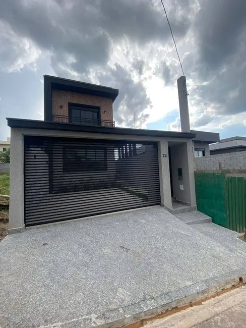 Foto 1 de Casa com 3 quartos à venda, 135m2 em Chácara Jaguari (Fazendinha), Santana De Parnaiba - SP