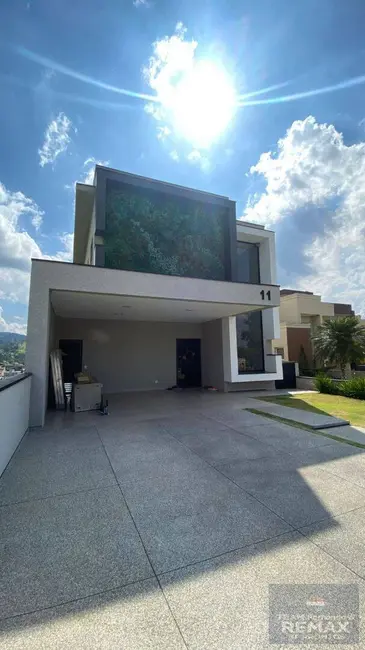 Casa com 3 quartos à venda, 408m2 em Suru, Santana De Parnaiba - SP - imagem 2 Foto 2 de Casa com 3 quartos à venda, 408m2 em Suru, Santana De Parnaiba - SP