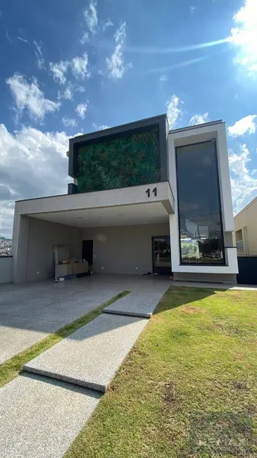 Casa com 3 quartos à venda, 408m2 em Suru, Santana De Parnaiba - SP - imagem 3 Foto 3 de Casa com 3 quartos à venda, 408m2 em Suru, Santana De Parnaiba - SP