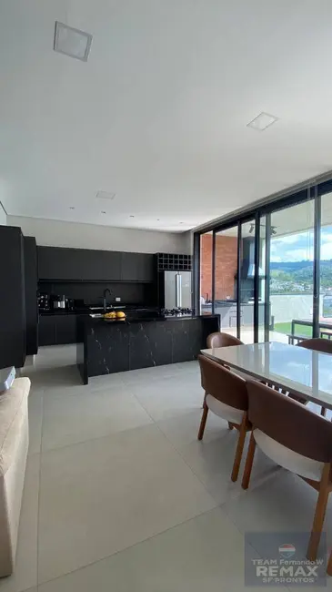 Casa com 3 quartos à venda, 408m2 em Suru, Santana De Parnaiba - SP - imagem 7 Foto 7 de Casa com 3 quartos à venda, 408m2 em Suru, Santana De Parnaiba - SP