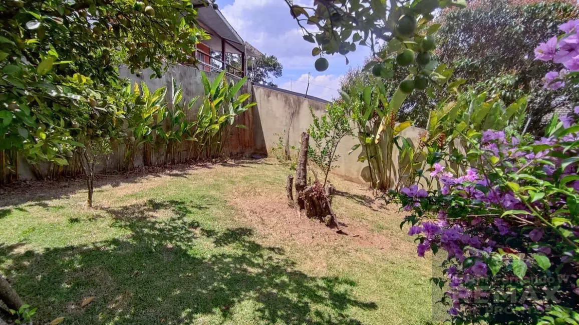 Foto 9 de Casa com 4 quartos à venda, 231m2 em Chácara das Paineiras, Carapicuiba - SP