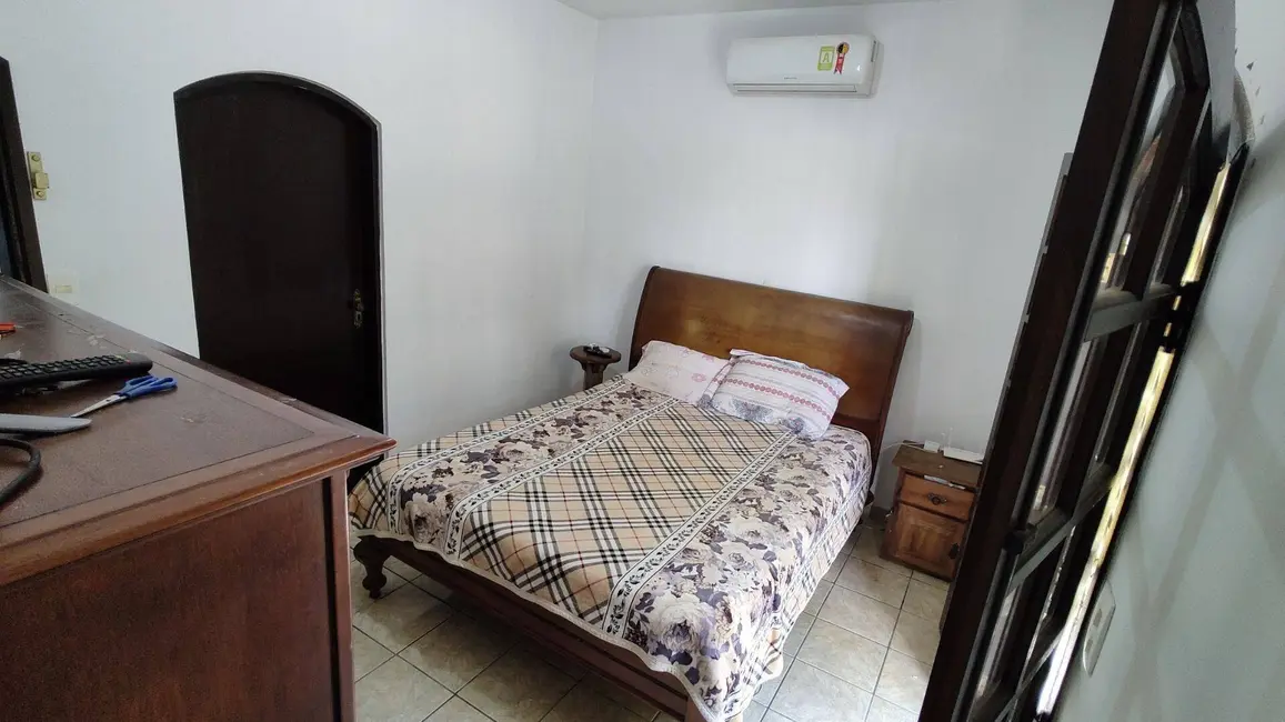 Foto 8 de Casa com 3 quartos à venda, 800m2 em Colonial Village (Caucaia do Alto), Cotia - SP