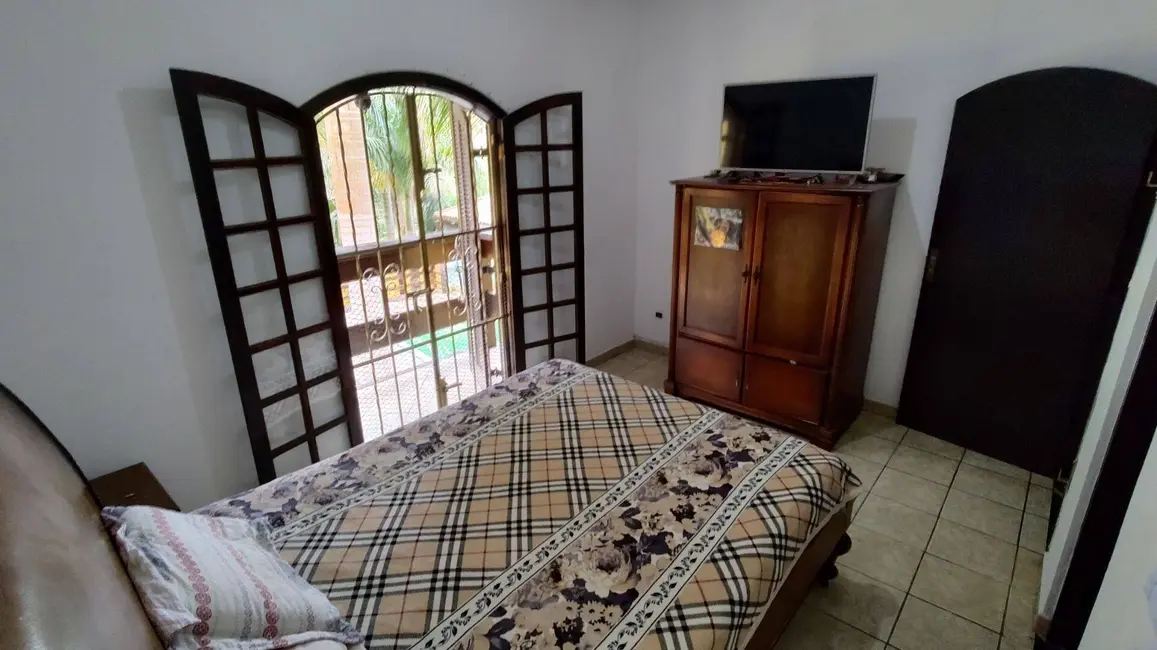 Foto 7 de Casa com 3 quartos à venda, 800m2 em Colonial Village (Caucaia do Alto), Cotia - SP