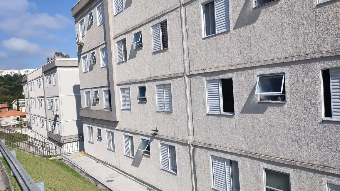 Foto 3 de Apartamento com 2 quartos à venda, 39m2 em Jardim Caiapiá, Cotia - SP