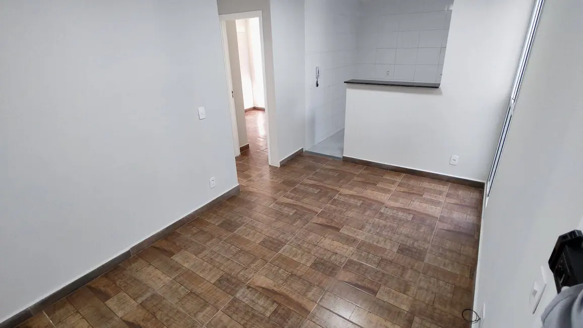 Foto 7 de Apartamento com 2 quartos à venda, 39m2 em Jardim Caiapiá, Cotia - SP