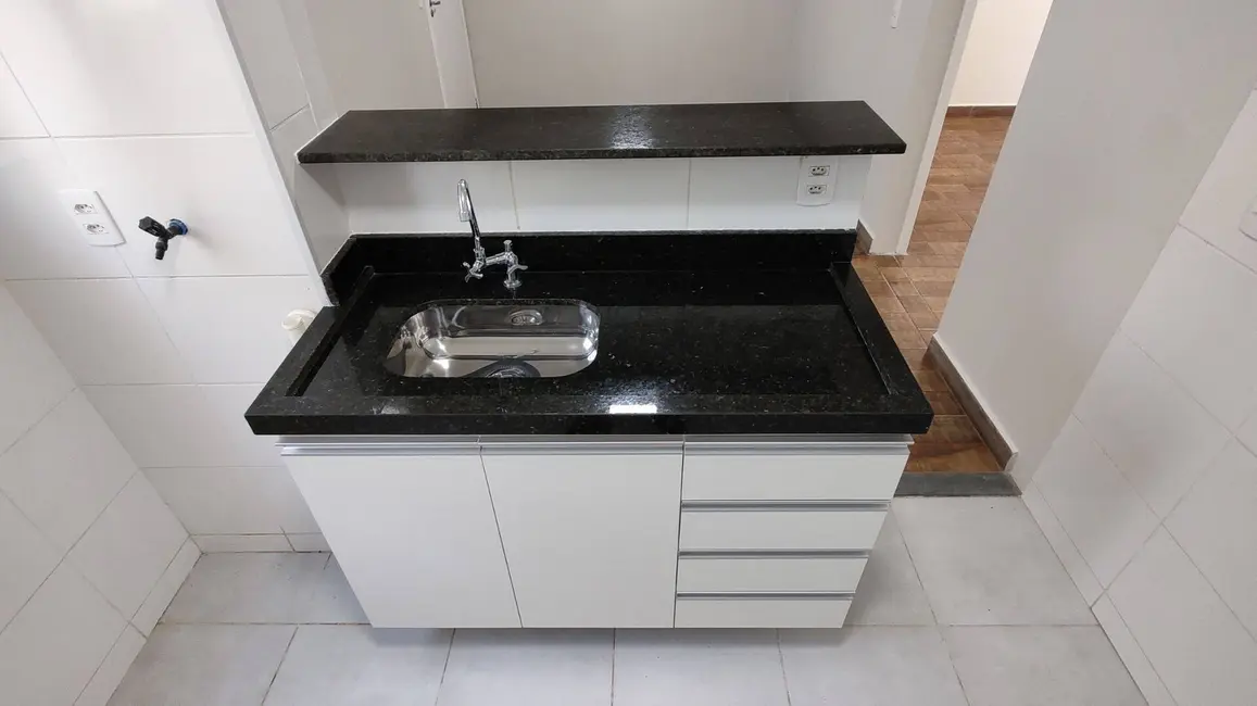Foto 9 de Apartamento com 2 quartos à venda, 39m2 em Jardim Caiapiá, Cotia - SP