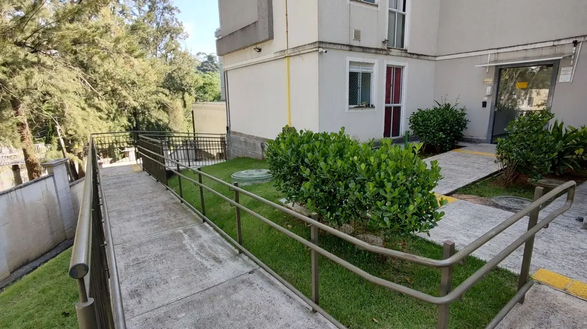 Foto 4 de Apartamento com 2 quartos à venda, 39m2 em Jardim Caiapiá, Cotia - SP
