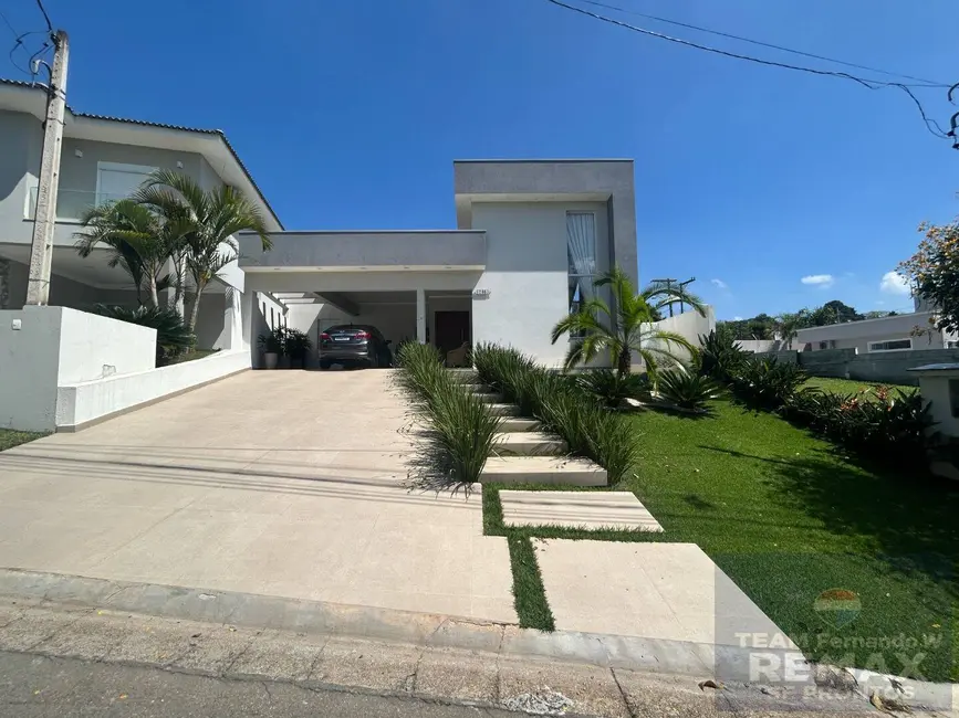 Foto 1 de Casa com 3 quartos à venda e para alugar, 177m2 em Vargem Grande Paulista - SP