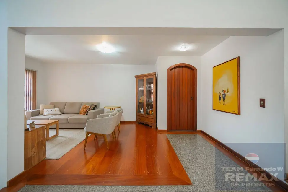 Casa com 5 quartos à venda, 580m2 em Recanto Impla, Carapicuiba - SP - imagem 4 Foto 4 de Casa com 5 quartos à venda, 580m2 em Recanto Impla, Carapicuiba - SP