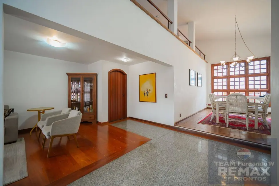 Casa com 5 quartos à venda, 580m2 em Recanto Impla, Carapicuiba - SP - imagem 3 Foto 3 de Casa com 5 quartos à venda, 580m2 em Recanto Impla, Carapicuiba - SP