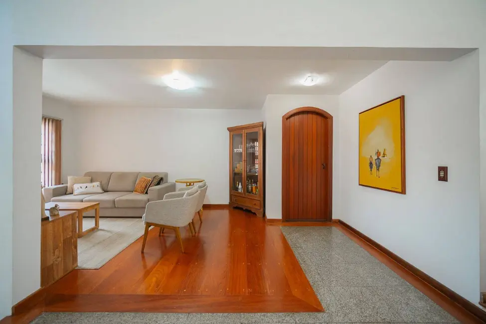 Casa com 5 quartos à venda, 580m2 em Recanto Impla, Carapicuiba - SP - imagem 4 Foto 4 de Casa com 5 quartos à venda, 580m2 em Recanto Impla, Carapicuiba - SP
