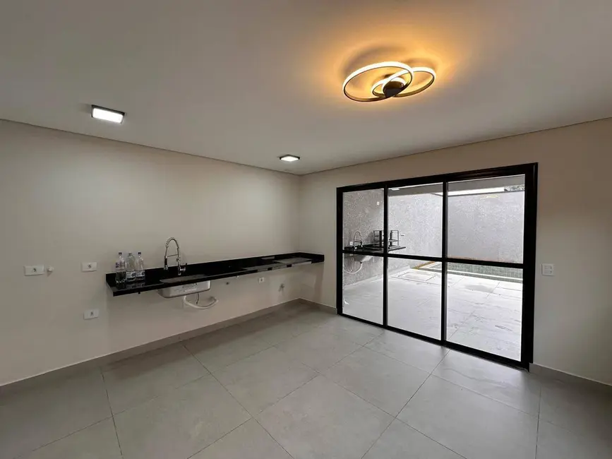 Casa com 3 quartos à venda, 131m2 em Santana De Parnaiba - SP - imagem 4 Foto 4 de Casa com 3 quartos à venda, 131m2 em Santana De Parnaiba - SP
