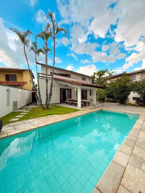Foto 2 de Casa com 4 quartos à venda, 528m2 em Santana De Parnaiba - SP
