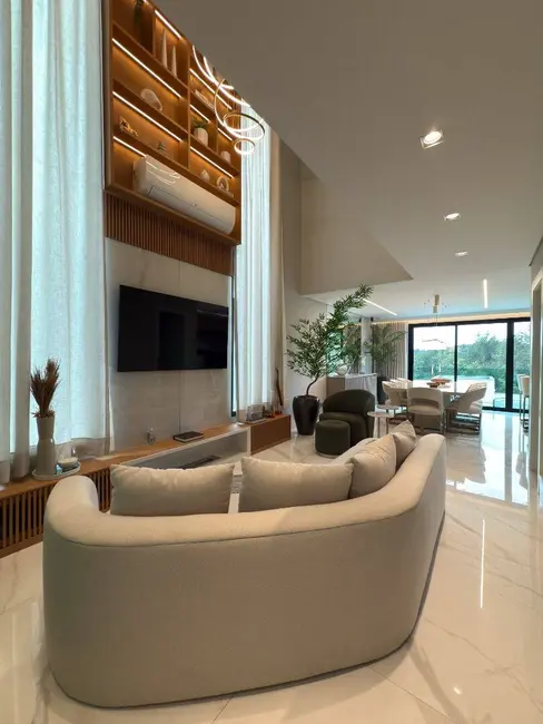 Foto 6 de Casa com 3 quartos à venda, 250m2 em Santana De Parnaiba - SP
