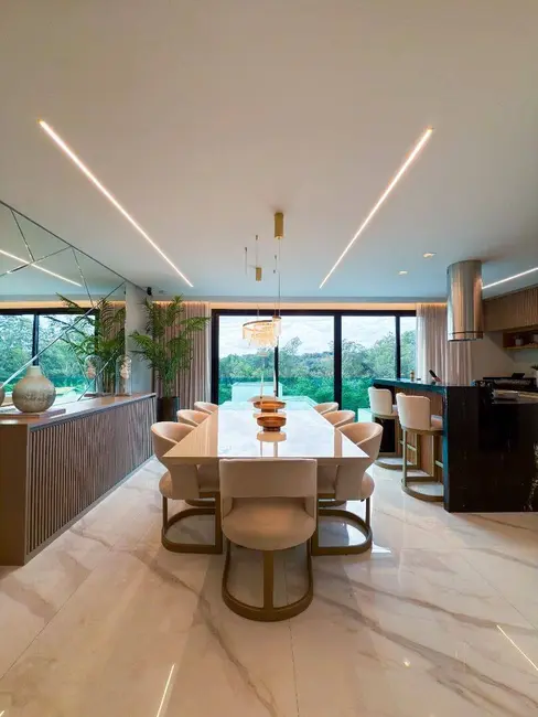 Foto 7 de Casa com 3 quartos à venda, 250m2 em Santana De Parnaiba - SP