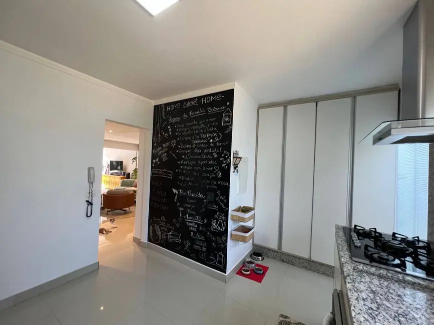 Casa com 5 quartos à venda, 180m2 em Tamboré, Santana De Parnaiba - SP - imagem 9 Foto 9 de Casa com 5 quartos à venda, 180m2 em Tamboré, Santana De Parnaiba - SP