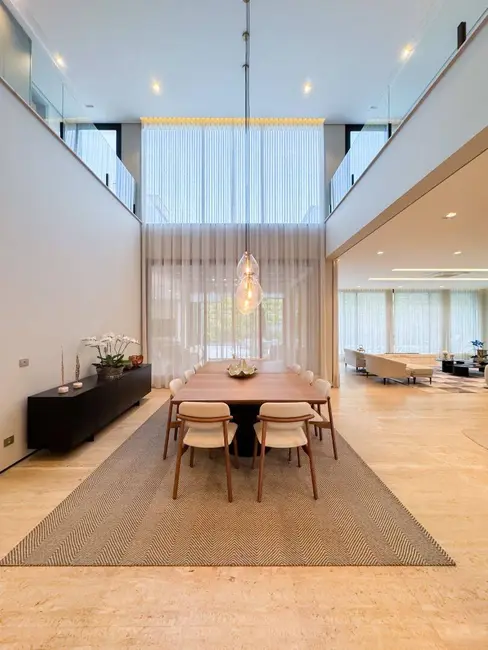 Foto 4 de Casa com 5 quartos à venda, 1012m2 em Barueri - SP