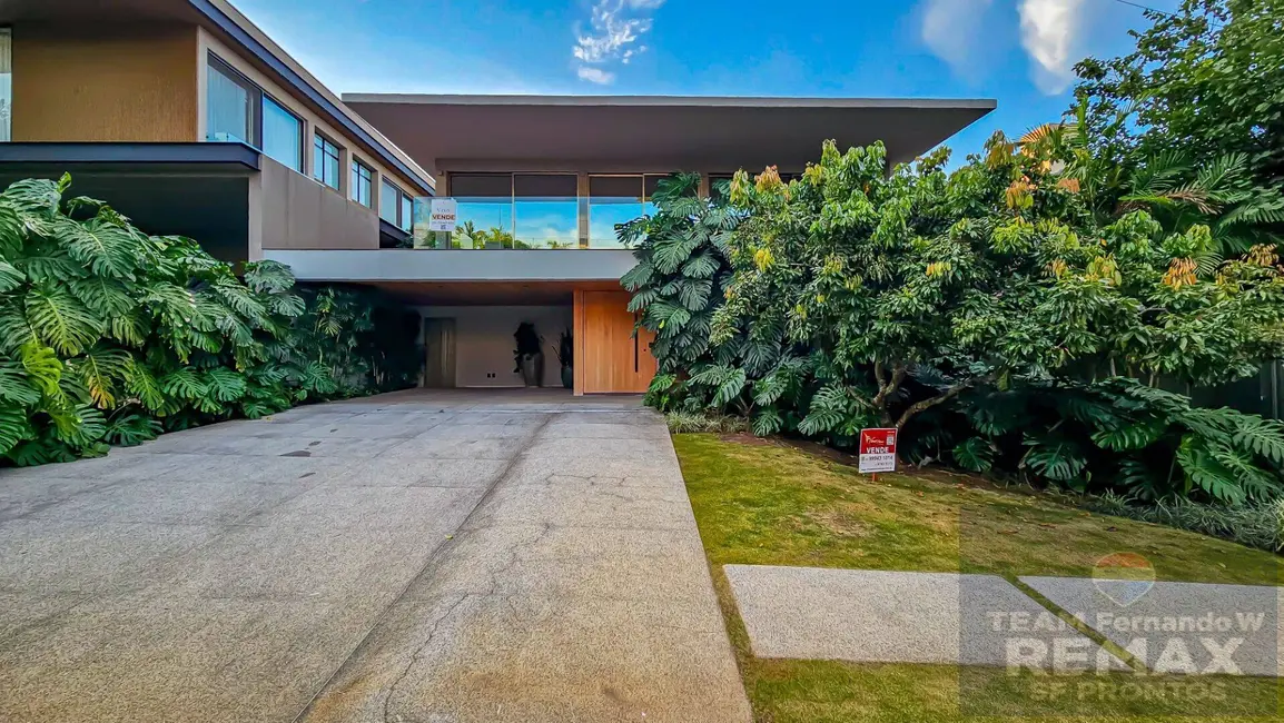 Casa com 4 quartos à venda, 582m2 em Barueri - SP - imagem 2 Foto 2 de Casa com 4 quartos à venda, 582m2 em Barueri - SP