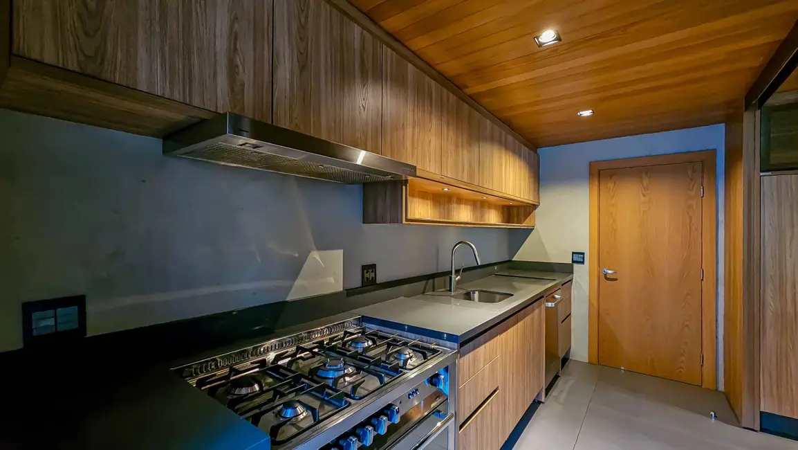 Casa com 4 quartos à venda, 582m2 em Barueri - SP - imagem 9 Foto 9 de Casa com 4 quartos à venda, 582m2 em Barueri - SP
