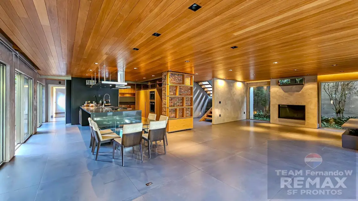 Casa com 4 quartos à venda, 582m2 em Barueri - SP - imagem 3 Foto 3 de Casa com 4 quartos à venda, 582m2 em Barueri - SP