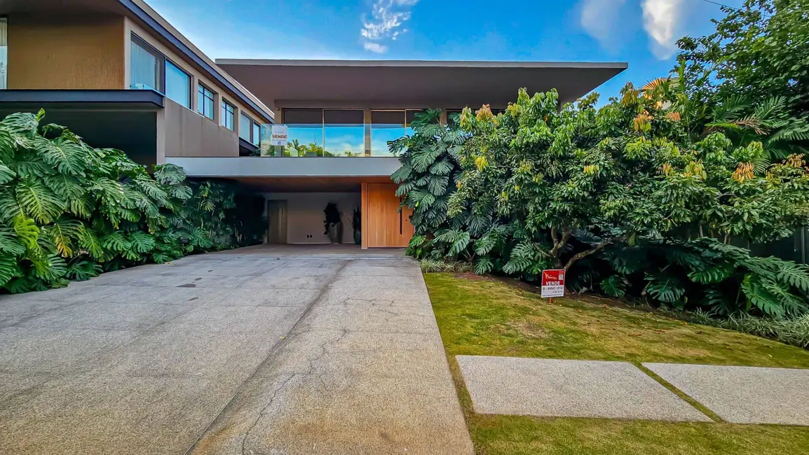 Casa com 4 quartos à venda, 582m2 em Barueri - SP - imagem 2 Foto 2 de Casa com 4 quartos à venda, 582m2 em Barueri - SP