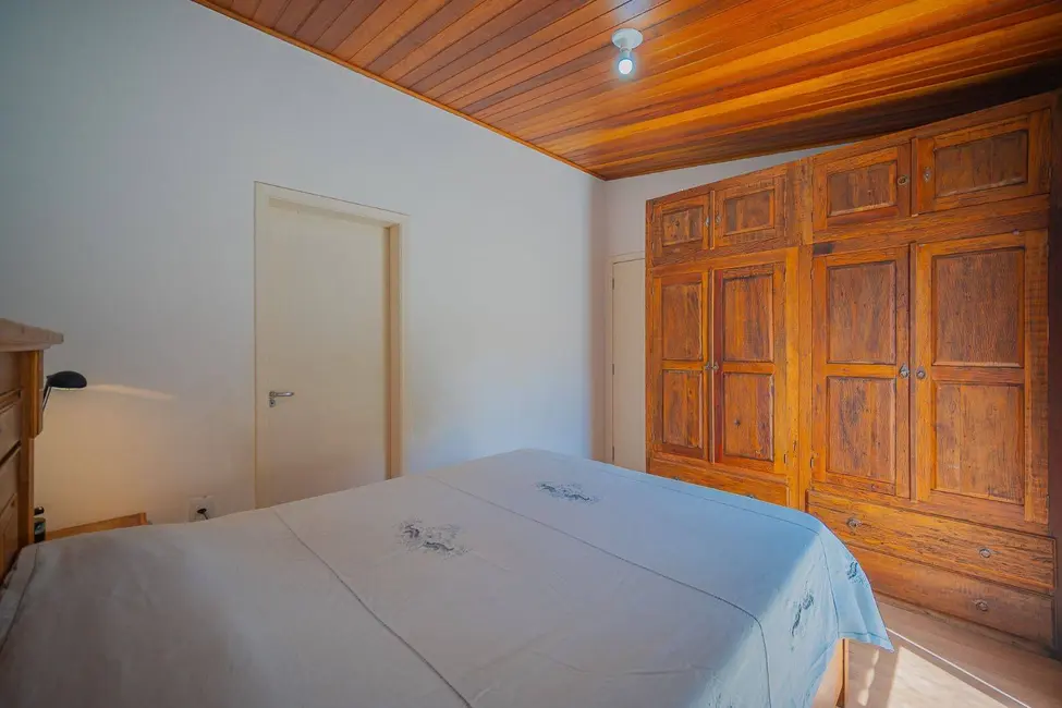 Foto 7 de Casa com 3 quartos à venda, 364m2 em Santana De Parnaiba - SP