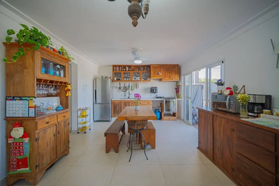 Foto 2 de Casa com 3 quartos à venda, 364m2 em Santana De Parnaiba - SP