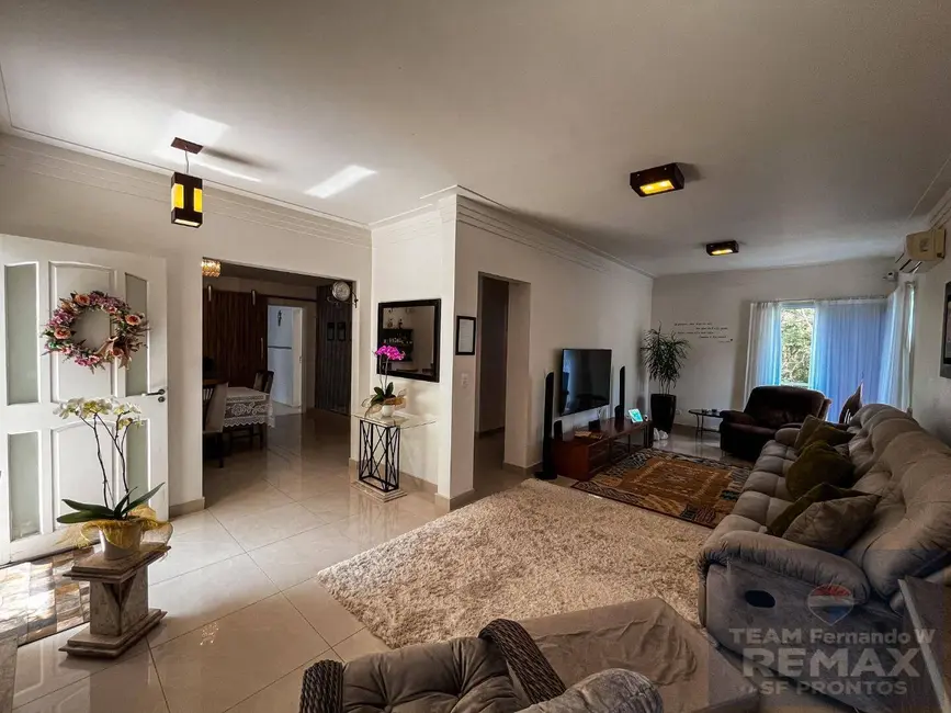Foto 4 de Casa com 4 quartos à venda, 360m2 em Chácara Santa Lúcia, Carapicuiba - SP