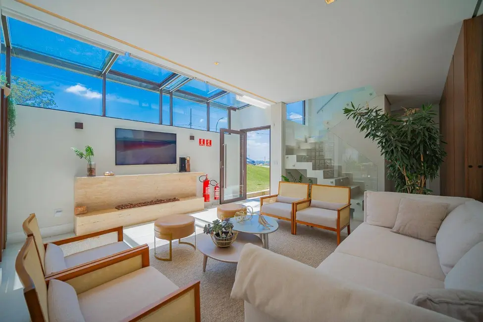 Casa com 3 quartos à venda, 130m2 em Jardim Atalaia, Cotia - SP - imagem 4 Foto 4 de Casa com 3 quartos à venda, 130m2 em Jardim Atalaia, Cotia - SP