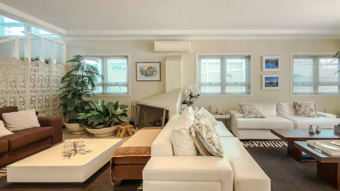 Foto 5 de Casa com 4 quartos à venda, 377m2 em Santana De Parnaiba - SP