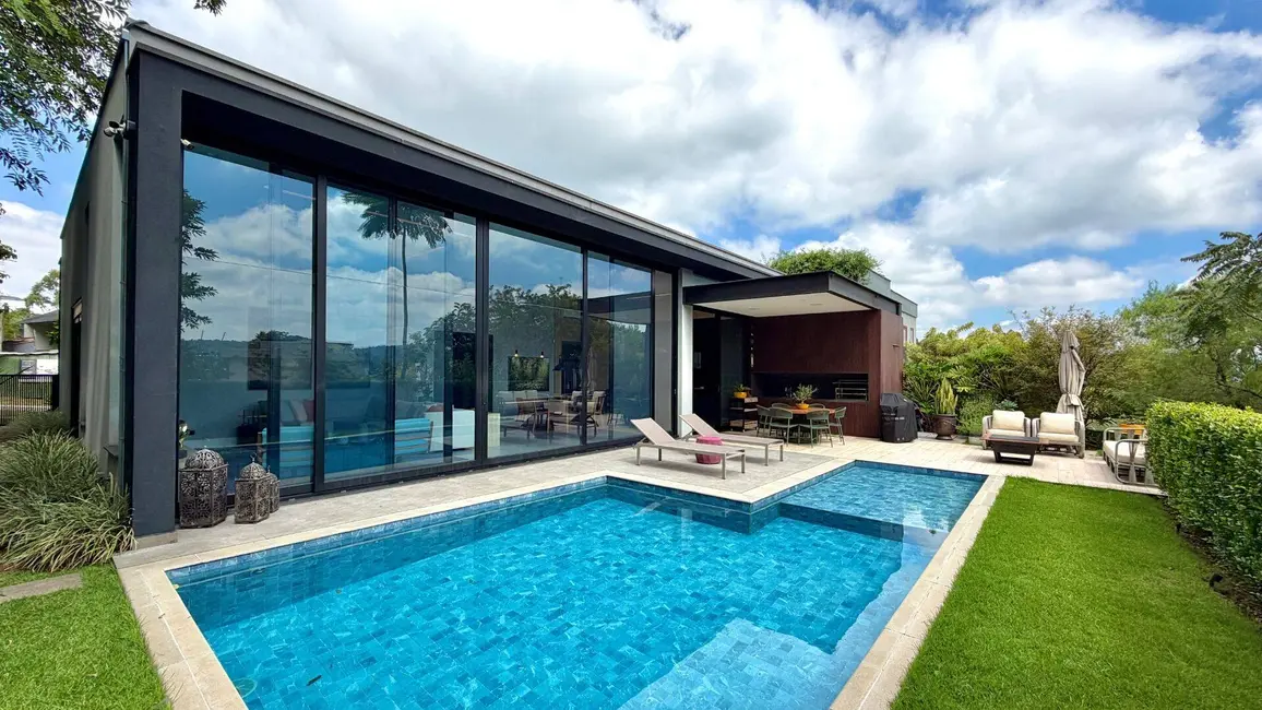 Casa com 4 quartos à venda, 430m2 em Tamboré, Santana De Parnaiba - SP - imagem 1 Foto 1 de Casa com 4 quartos à venda, 430m2 em Tamboré, Santana De Parnaiba - SP