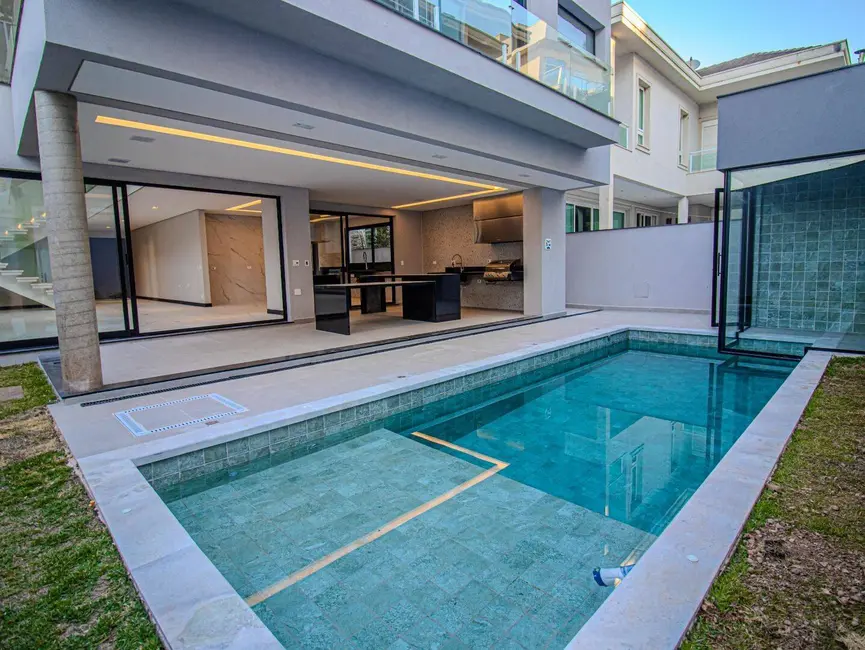 Foto 1 de Casa com 4 quartos à venda, 423m2 em Santana De Parnaiba - SP